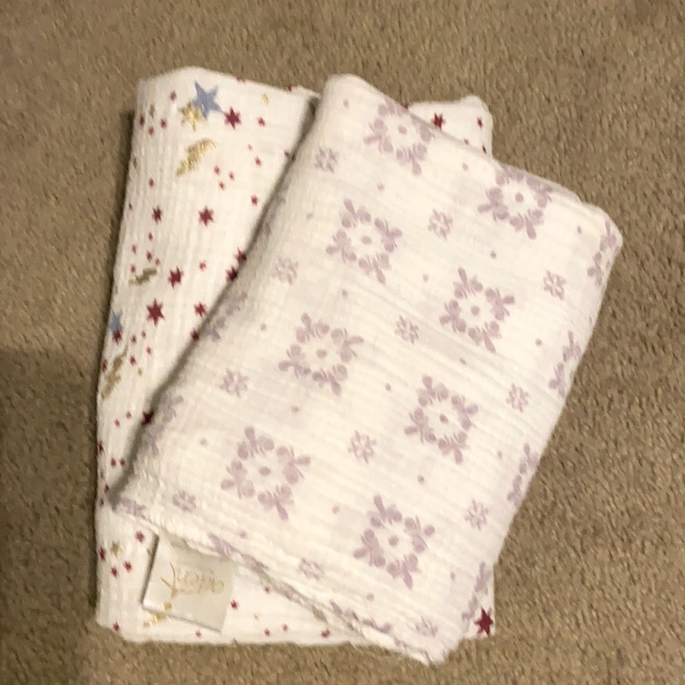 Aden and Anais swaddle blankets